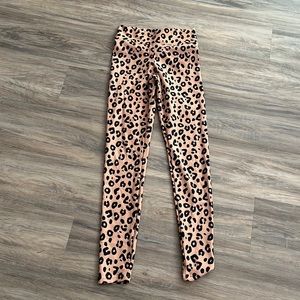 Celestial Bodiez scrunch butt leggings